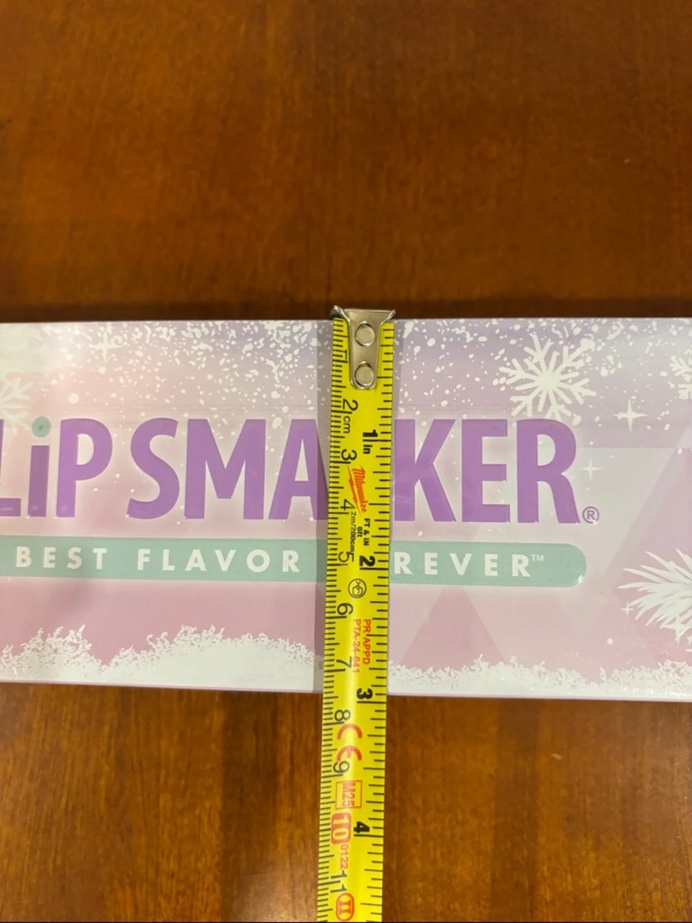 Lip Smacker Kids Lip Balm Set of 10 in‎ Case with Lid - Assorted Bright Colors.